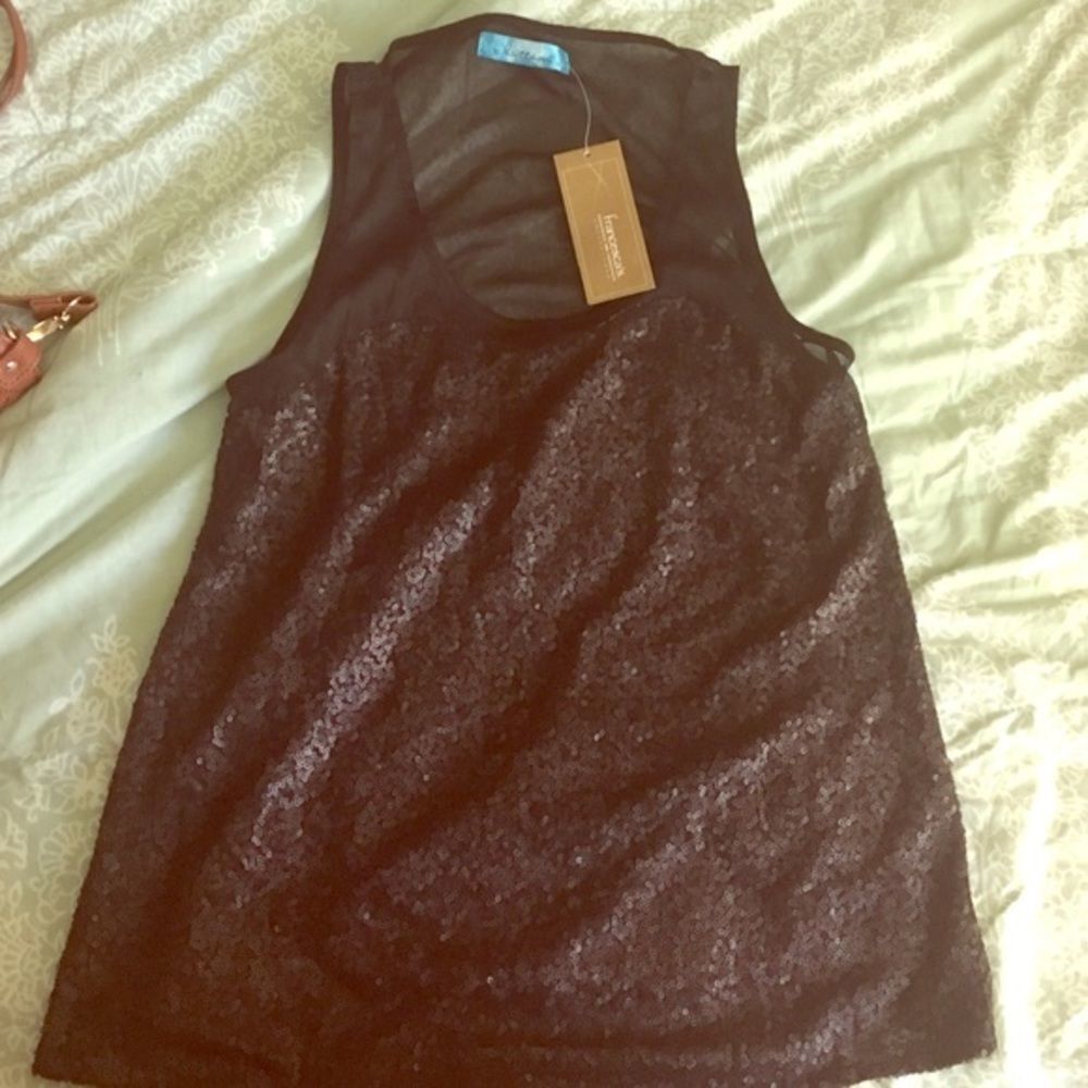 Francesca’s-NWT black sequin top-small